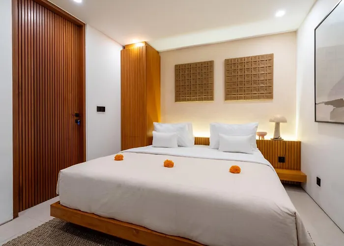 Sevu 3 - Designer 3br With Pool And Rooftop View *