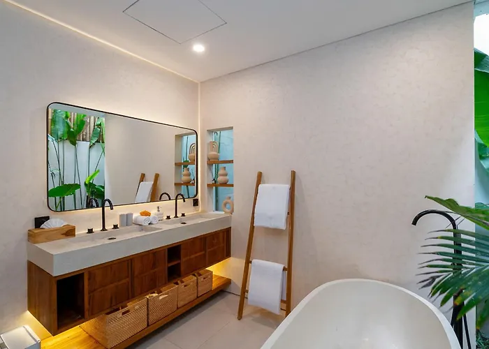 Sevu 3 - Designer 3br With Pool And Rooftop View * Cemagi