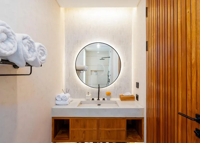 度假居 Sevu 3 - Designer 3br With Pool And Rooftop View Cemagi