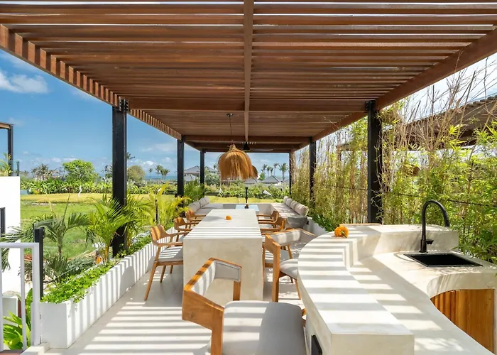 Sevu 3 - Designer 3br With Pool And Rooftop View